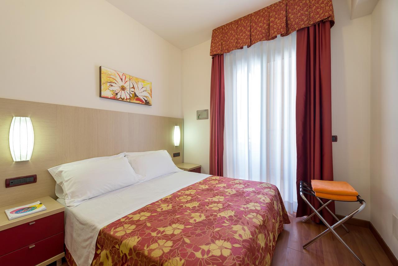 Hotel Villa Angelina Bibione Exterior foto